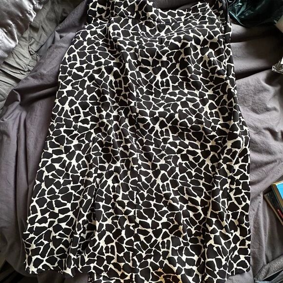 SHEIN Solid Mock Neck Tank Top and Allover Print Skirt Set Size Large NWOT - Picture 4 of 5